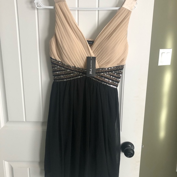 Dress - Picture 1 of 2